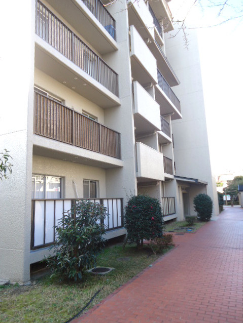 apartment 兵庫県川西市栄町
地図を見る