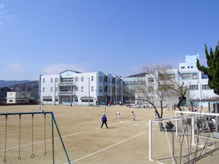 apartment 兵庫県川西市栄町
地図を見る