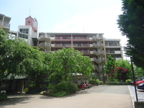 apartment 兵庫県川西市丸山台１丁目
地図を見る