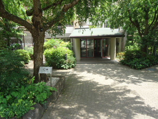 apartment 兵庫県川西市丸山台１丁目
地図を見る