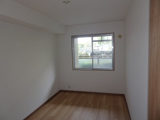 apartment 兵庫県川辺郡猪名川町松尾台２丁目
地図を見る