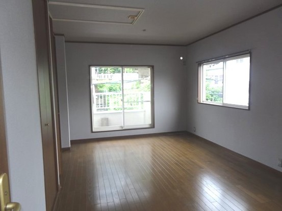 townhouse 兵庫県川西市滝山町
地図を見る