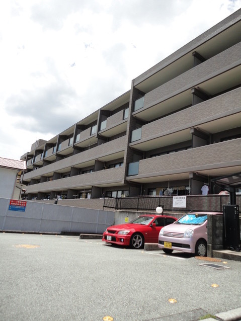 apartment 兵庫県川西市新田３丁目
地図を見る