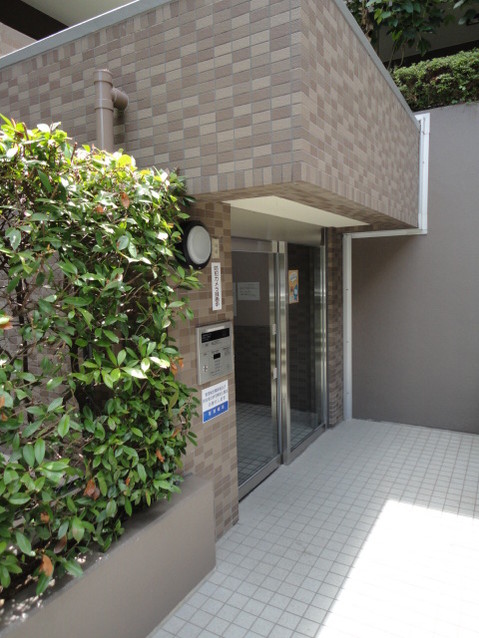 apartment 兵庫県川西市新田３丁目
地図を見る
