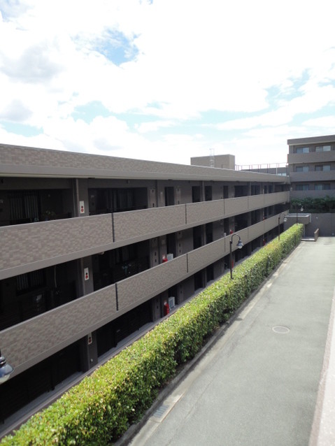 apartment 兵庫県川西市新田３丁目
地図を見る