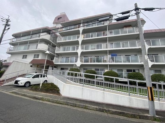 apartment 大阪府池田市神田１丁目
地図を見る