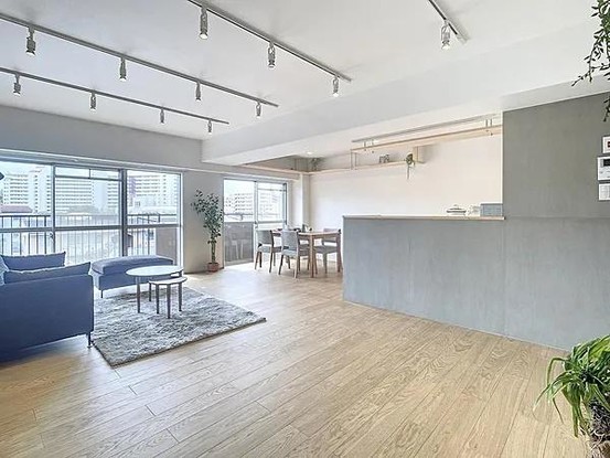 apartment 大阪府箕面市船場西２丁目
地図を見る