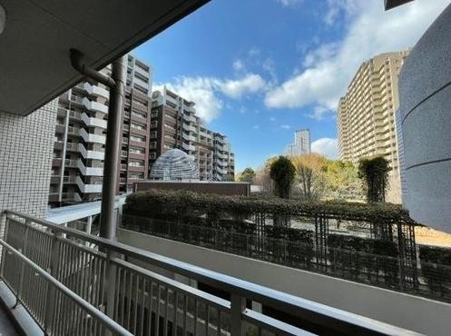 apartment 大阪府豊中市新千里東町２丁目
地図を見る