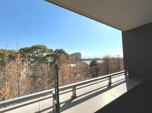 apartment 大阪府豊中市新千里東町２丁目
地図を見る
