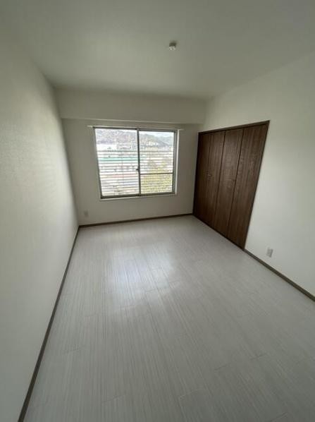 apartment 大阪府箕面市桜井２丁目
地図を見る