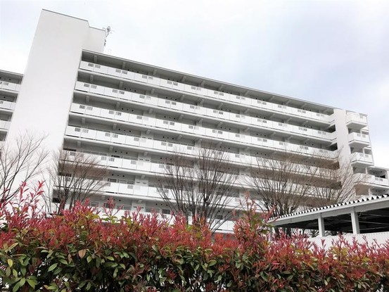 apartment 大阪府箕面市粟生外院１丁目
地図を見る