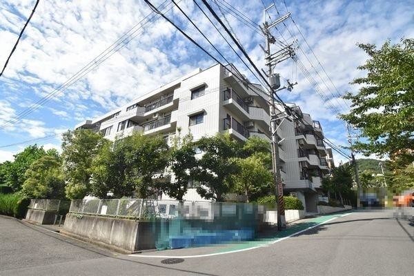 apartment 大阪府池田市城山町
地図を見る