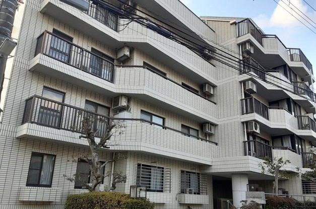 apartment 大阪府池田市城山町
地図を見る