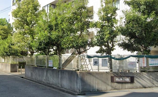 apartment 大阪府池田市城山町
地図を見る
