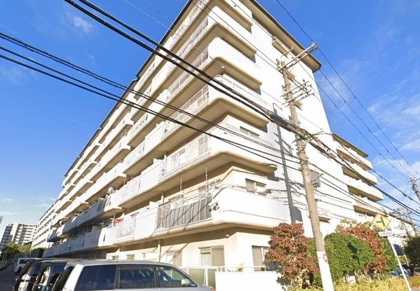 apartment 大阪府豊中市新千里南町２丁目
地図を見る