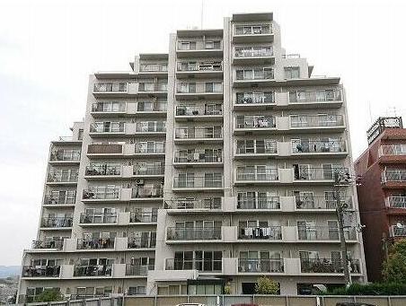 apartment 大阪府豊中市東寺内町
地図を見る