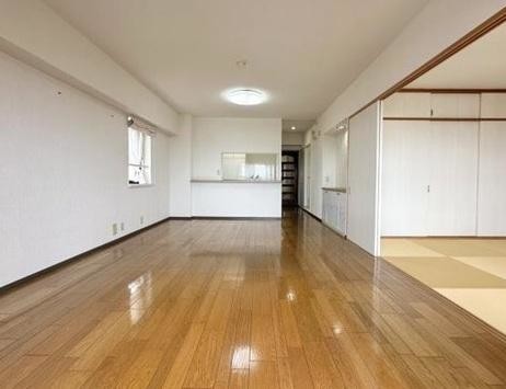 apartment 大阪府箕面市如意谷４丁目
地図を見る