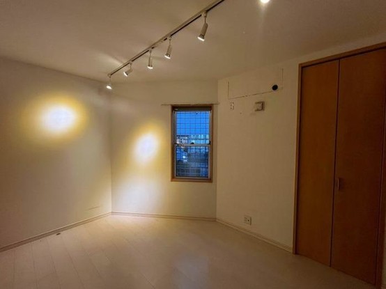 detached 大阪府箕面市外院３丁目
地図を見る