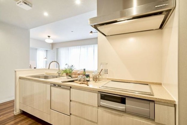 apartment 大阪府豊中市新千里北町３丁目
地図を見る