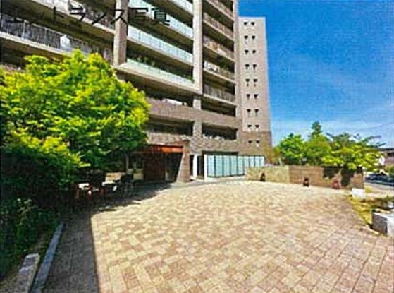 apartment 大阪府豊中市新千里北町３丁目
地図を見る