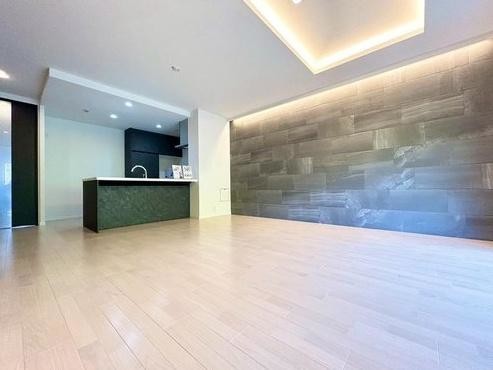 apartment 大阪府豊中市東泉丘４丁目
地図を見る