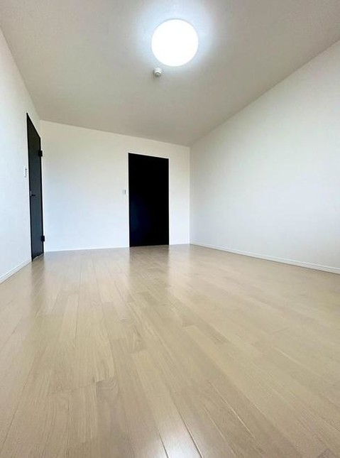 apartment 大阪府豊中市東泉丘４丁目
地図を見る