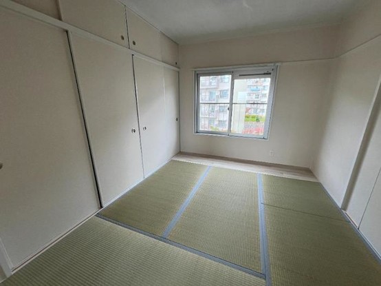 apartment 大阪府箕面市如意谷３丁目
地図を見る