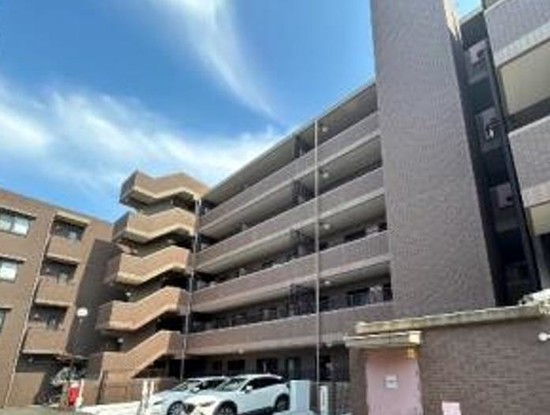 apartment 大阪府吹田市古江台５丁目
地図を見る