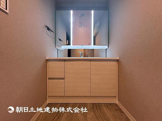 apartment 神奈川県横浜市旭区二俣川１丁目4-21 二俣川第二ビル2F