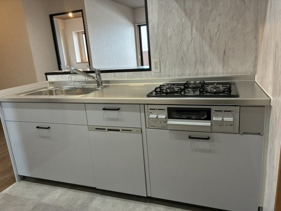 apartment 大阪府四條畷市西中野１丁目
地図を見る