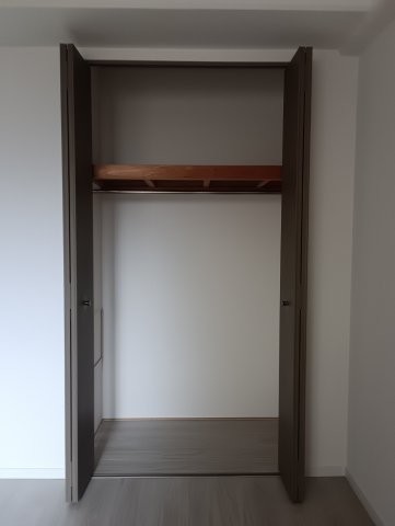 apartment 大阪府四條畷市中野本町
地図を見る