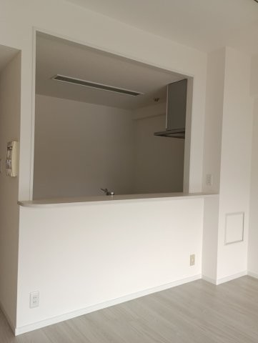 apartment 大阪府四條畷市中野本町
地図を見る