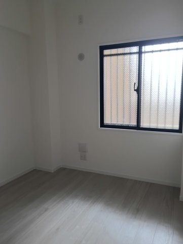 apartment 大阪府四條畷市中野本町
地図を見る