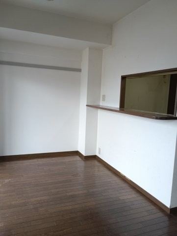 apartment 大阪府四條畷市大字中野
地図を見る