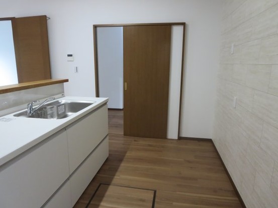 detached 大阪府四條畷市清滝中町
地図を見る