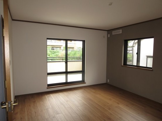 detached 大阪府四條畷市清滝中町
地図を見る