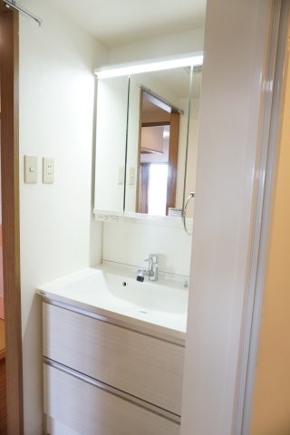 apartment 大阪府大東市緑が丘１丁目
地図を見る