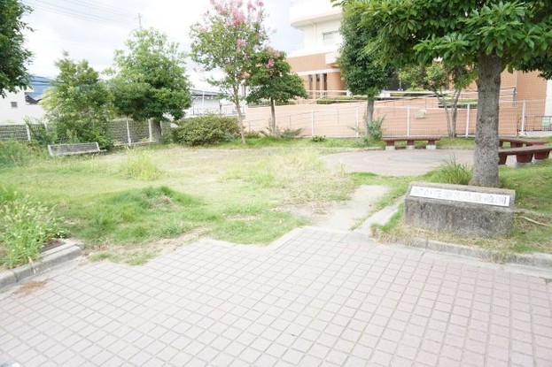 apartment 大阪府大東市緑が丘１丁目
地図を見る