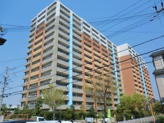 apartment 大阪府大東市氷野３丁目
地図を見る