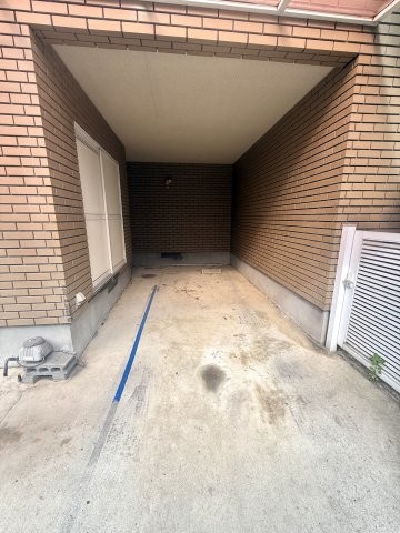 detached 大阪府大東市中垣内７丁目
地図を見る