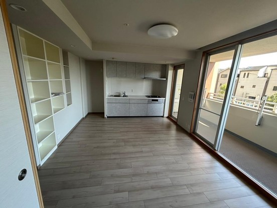 apartment 大阪府大東市氷野３丁目
地図を見る