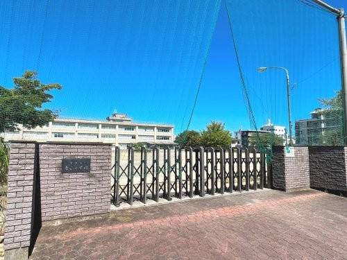 apartment 三重県津市南丸之内
地図を見る