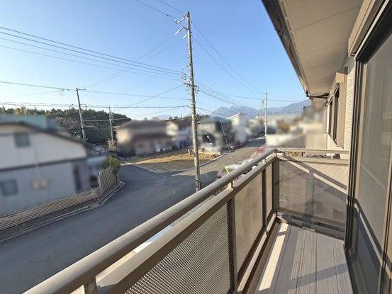 detached 三重県三重郡菰野町大字竹成
地図を見る