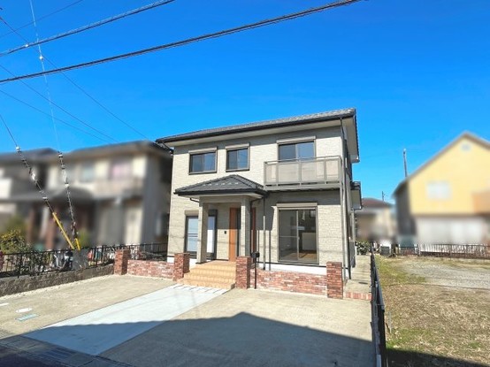 detached 三重県三重郡菰野町大字竹成
地図を見る