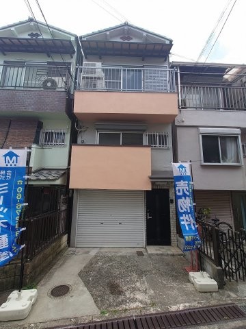 townhouse 大阪府東大阪市玉串町西２丁目
地図を見る