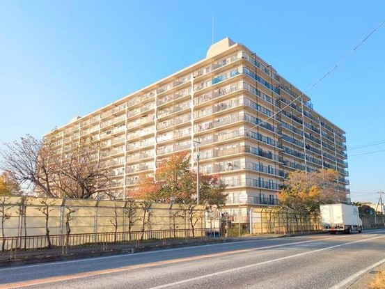 apartment 神奈川県大和市中央７丁目5-28　シンフォニア大和１Ｆ