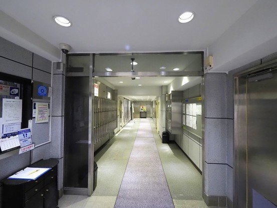 apartment 東京都港区南青山５丁目6番19号 MA5