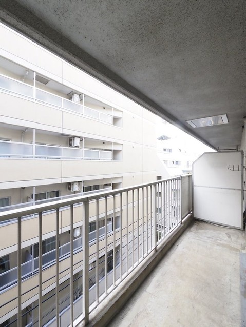 apartment 東京都港区南青山５丁目6番19号 MA5