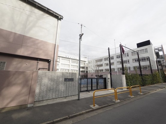 apartment 東京都港区南青山５丁目6番19号 MA5
