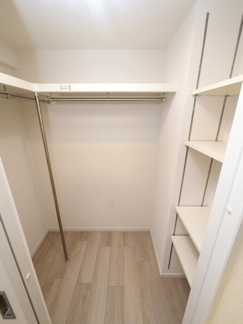 apartment 東京都港区南青山５丁目6番19号 MA5